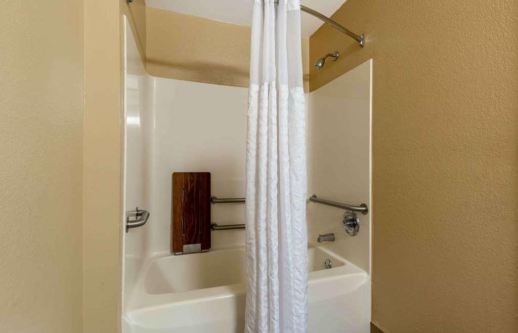 Extended Stay America Suites - Washington, Dc - Gaithersburg - South Room photo